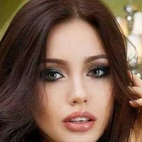 june Miller (esposa de Omar)
