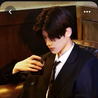 อาร์ต«มือขวาพระเอก»