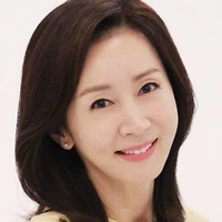 Liliana (Kepala pelayan)