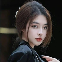 ลลิน(แม่พระเอก)