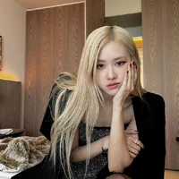 โรส