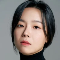 Lee son hwa