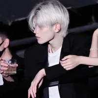 อาช(พ่อพระเอก)