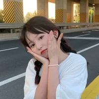 พลอยขวัญ
