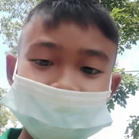 ผู้สร้าง