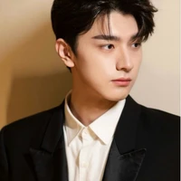 ซิน(บอดี้การ์ดมือซ้าย)