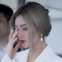 นิชา(แม่พ.อ)