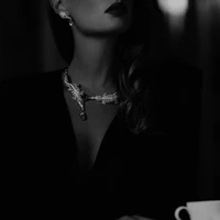 Dark lady