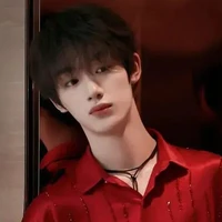 โมส(นายเอก)