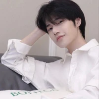 กรีน(พระเอก)