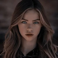 Mariel Miller (hermana de Marck)