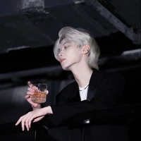 คินน์(พี่กลาง)