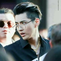 ธารา(เพื่อนพระเอก)