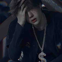 เซ็นเตอร์(พระเอก)💸🚬💯