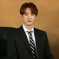 พ่อนางเอก