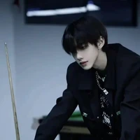 ไนท์ นักฆ่า (พระเอก2 คนกลาง)