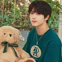 JUNG JISUNG