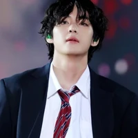 Human from Kim Taehyung (hidden)