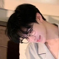 เจมส์ พ.อรอง