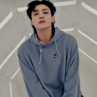 Kim(Jeon/Park) Jungguk(EE)~~🐰16y/o