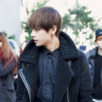 Nicholas ( Alex personal security guard)