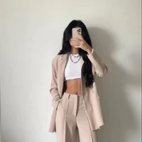 autora 