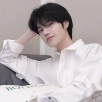เกื้อ ° นายเอก °