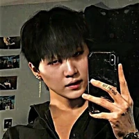 Min yoongi/ suga