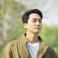 อะตอม(พ่อนางเอก)