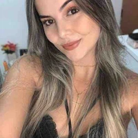 Yara ( mãe da Laura )