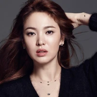 Song Hye Kyo (mami Lisa)