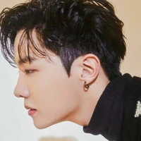 KIM JHOPE