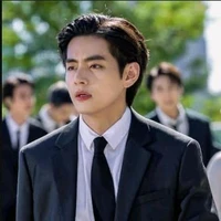 KIM TAEHYUNG