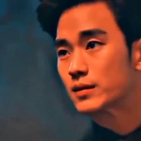 ERIK (KAKAK PERTAMA DIRGA)