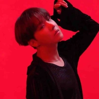 LEE HOSEOK