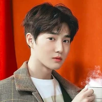 Lee Suho ( Anak pertama )