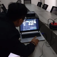 พนักงานชาย