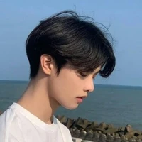 เจมส์ (อริของพระเอก)