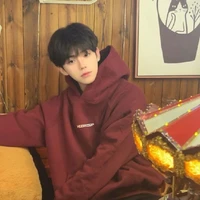 ซัน(พระเอก)