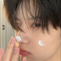 หล่อกว่าใครครับ😩🤘