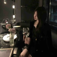 ครีม ( เพื่อนนางเอก )