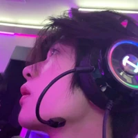 มาคัส(พี่คนโตน.อ+พี่เอนัส)
