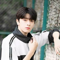 ม่อน(เพื่อนนายเอก)