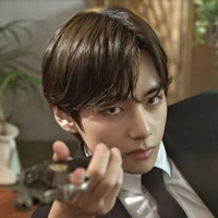 V/Taehyung Dirgantara