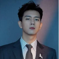 Gu Shen(head bodyguard)
