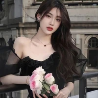 คริสต้าChrista{เพื่อนน.อ}✨