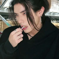 อชิ เพื่อน พ.อ