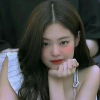 Jennie/Yoonji Roommate