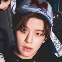 KIM SEUNGMIN