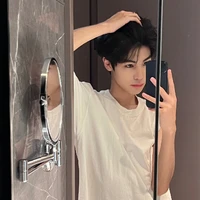 ฟ้า💙:นายเอก